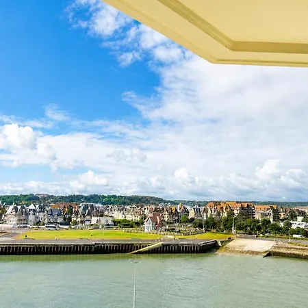 Douce Escale 2 Pieces Avec Piscine Apartman Trouville-sur-Mer